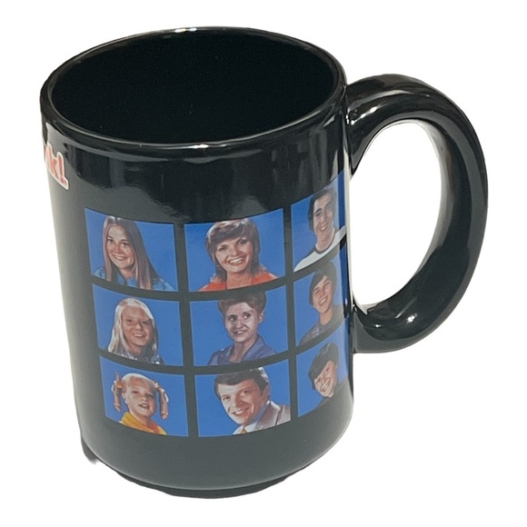 Zak Designs Brady Bunch Graphic Coffee Cup – Vibrant 80’s Retro Pop Art 12oz Mug - Picture 6 of 8